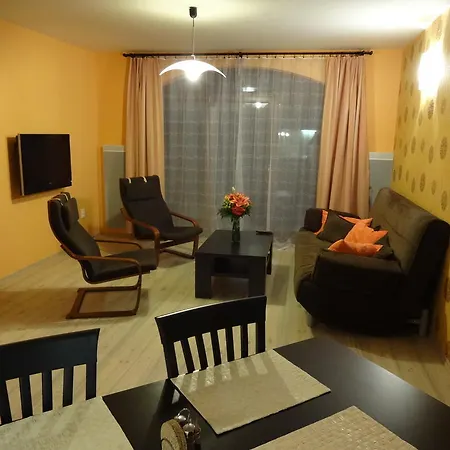 Appartamento Luxusny Apartman Tale