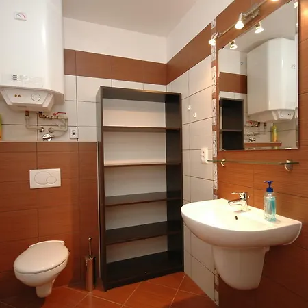 شقة Luxusny Apartman *