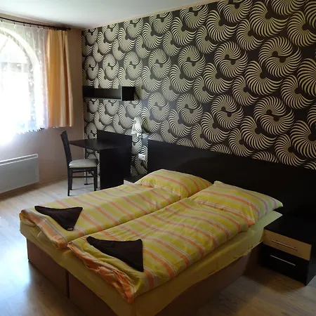 Appartamento Luxusny Apartman Tale
